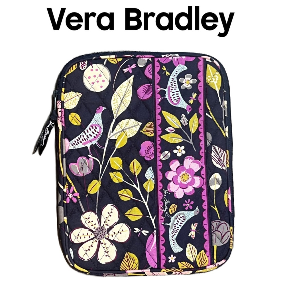 Vera Bradley e-reader sleeve in Floral Nightingale pattern.
